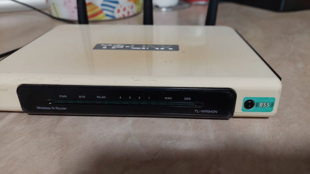Продавам Рутер Tp link Wr940N