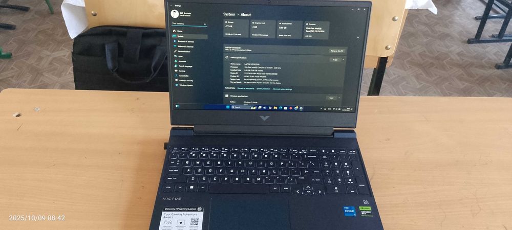 HP Victus 15 – i5/ RTX 3050 / 8GB / 512GB SSD