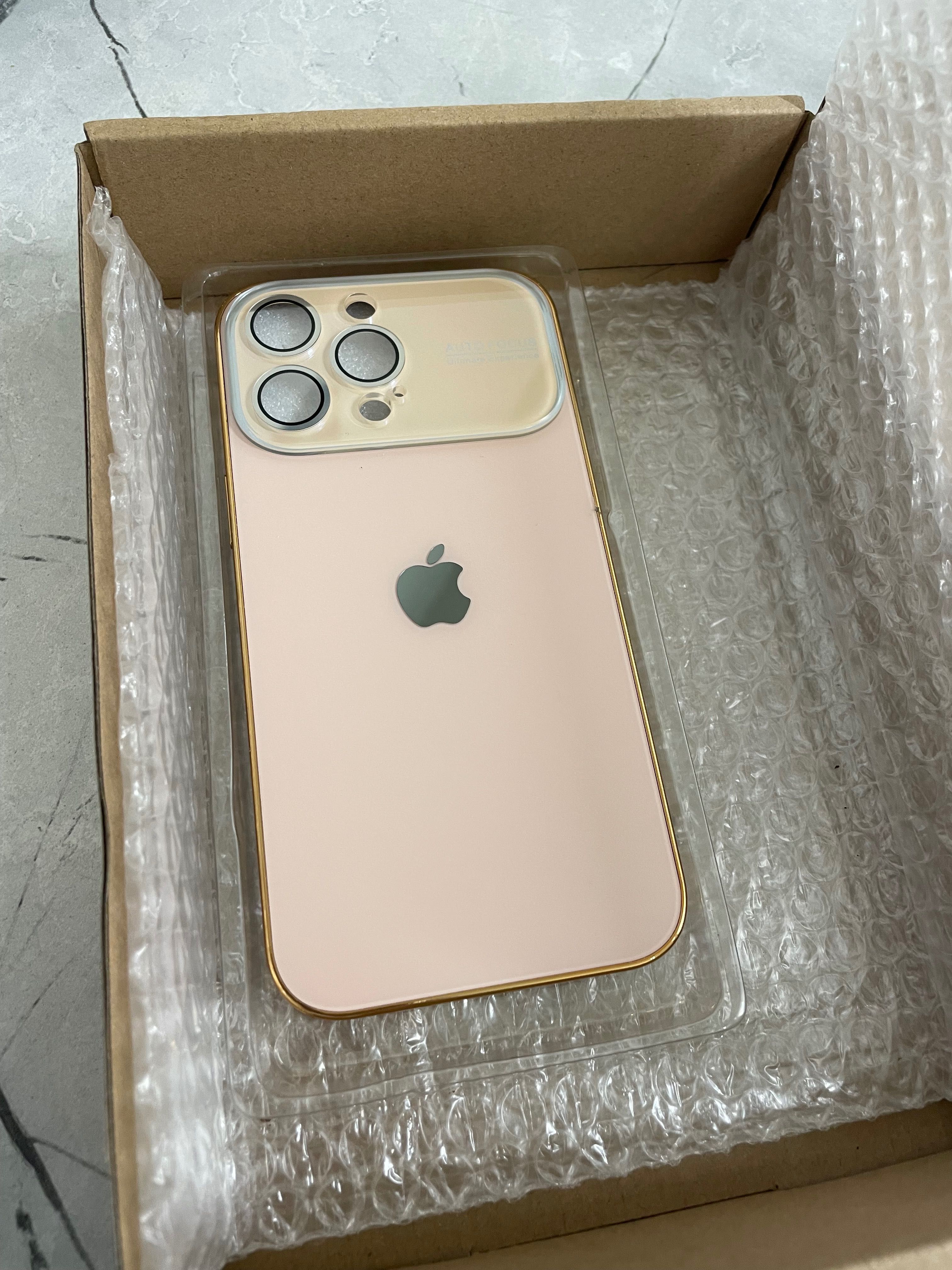 Неизползван калъф за iPhone 14 Pro Max