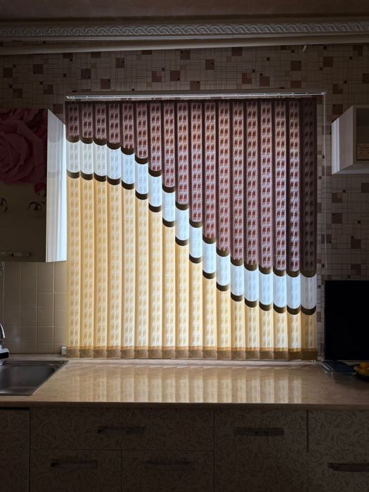 Жалюзи продам сост почти нов