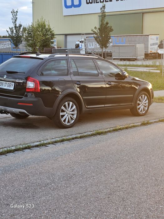 Se vinde skoda octavia scout 4x4 2011 cu revizie făcută la zii.