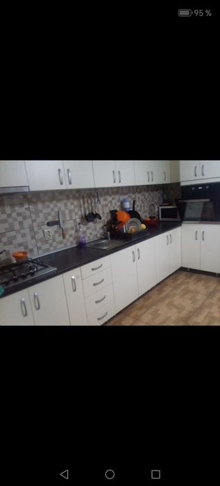 Vand bucatarie completa 1500 lei