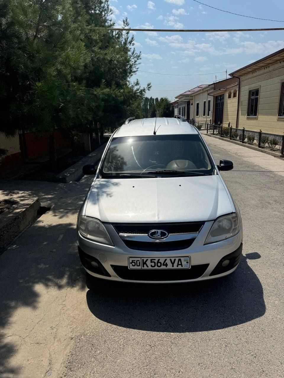 Lada Largus full