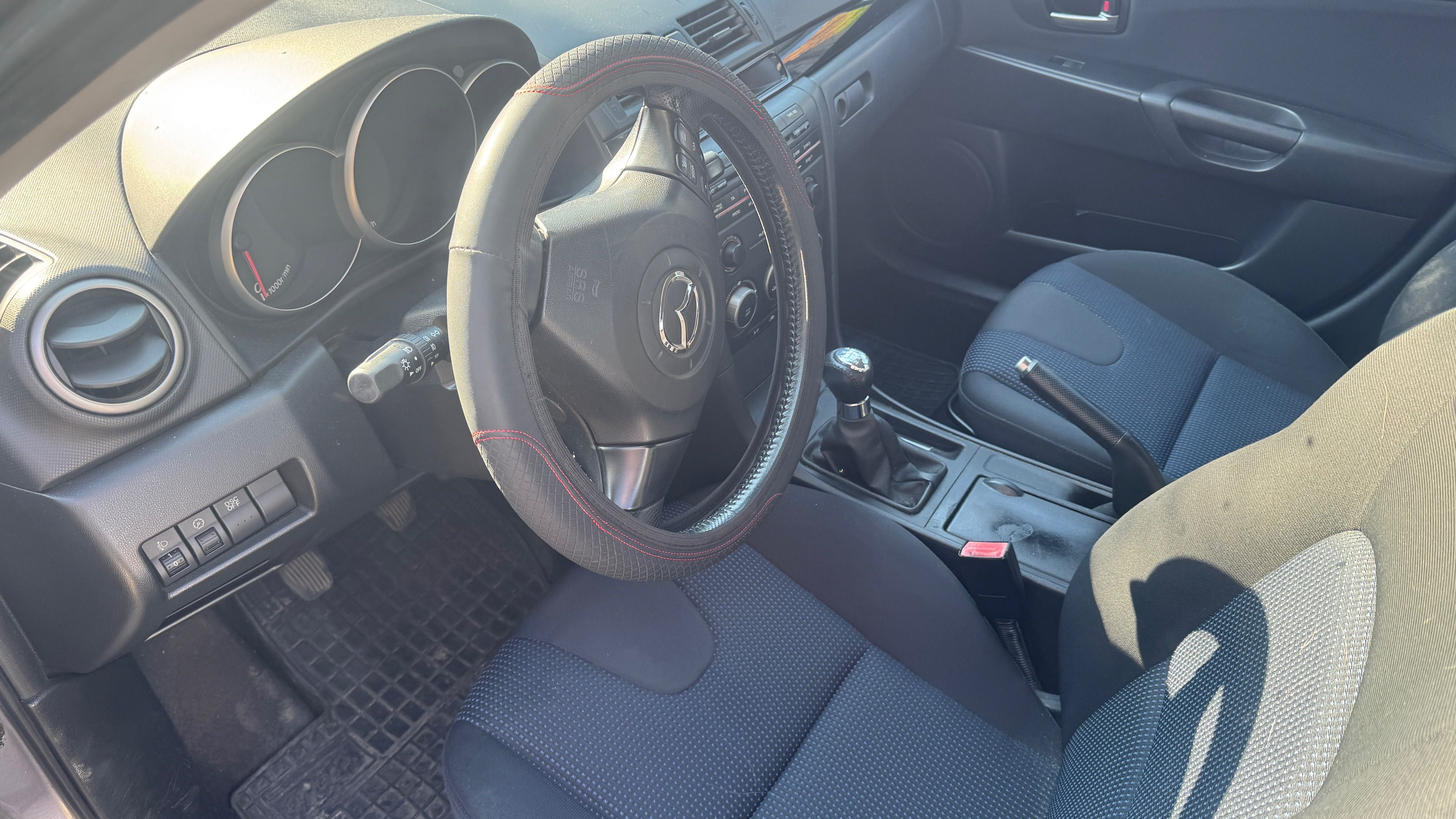Vand Mazda 3 , 1.6 benzina