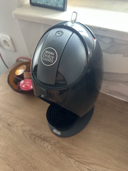 Кафе машина DeLonghi Nescafе Dolce Gusto