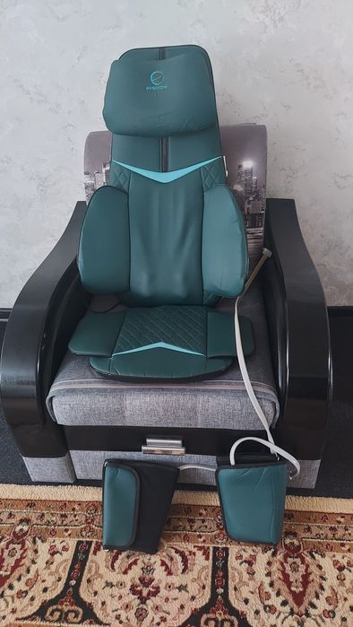 Массажное кресло