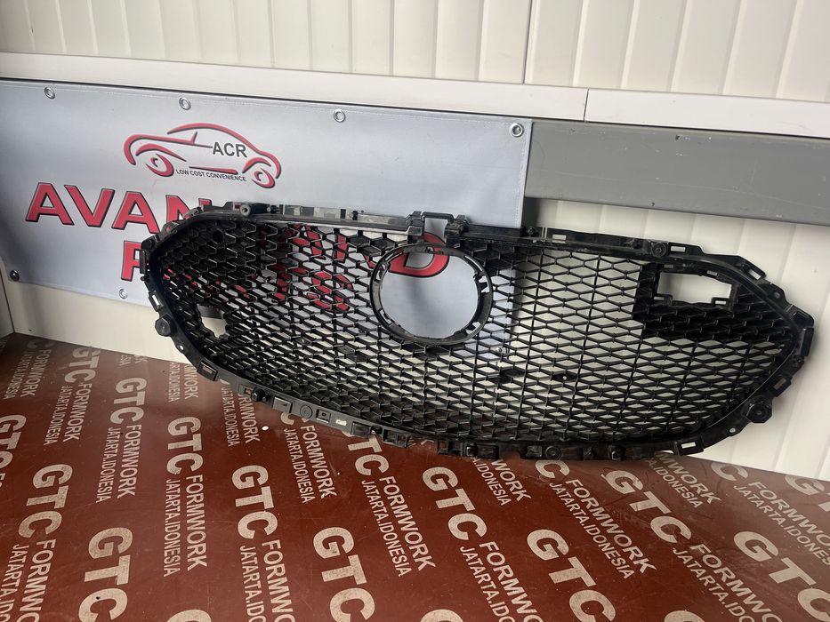 Решетка Mazda 3 2020 г