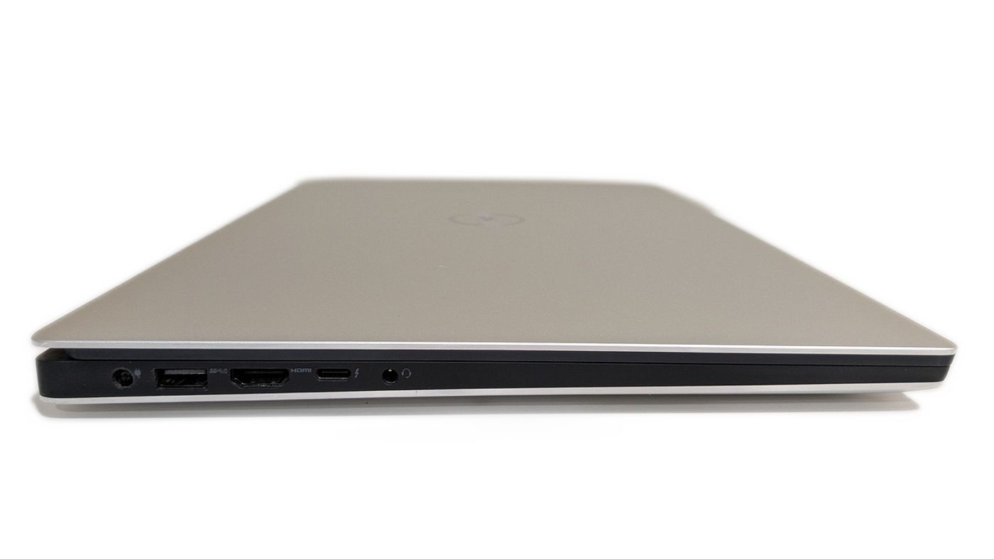 Dell XPS 7590 15.6'' OLED 3840x2160 i7-9750H 16GB 512GB SSD GTX 1650