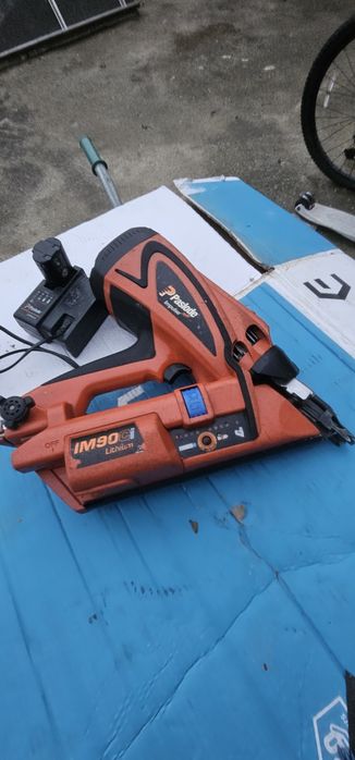 pistol cuie paslode IM90CI