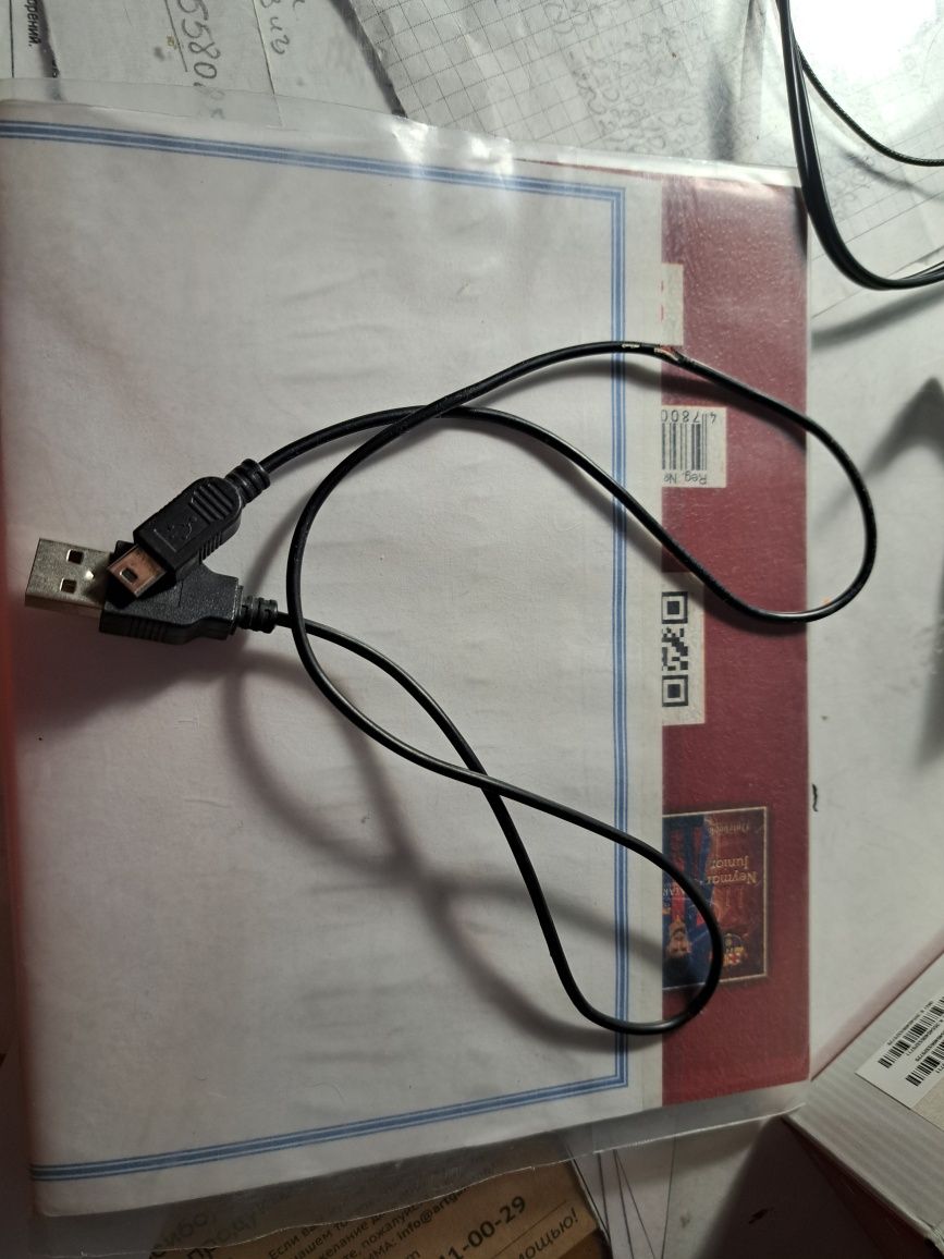 Кабели и USB для различных моделей телефонов