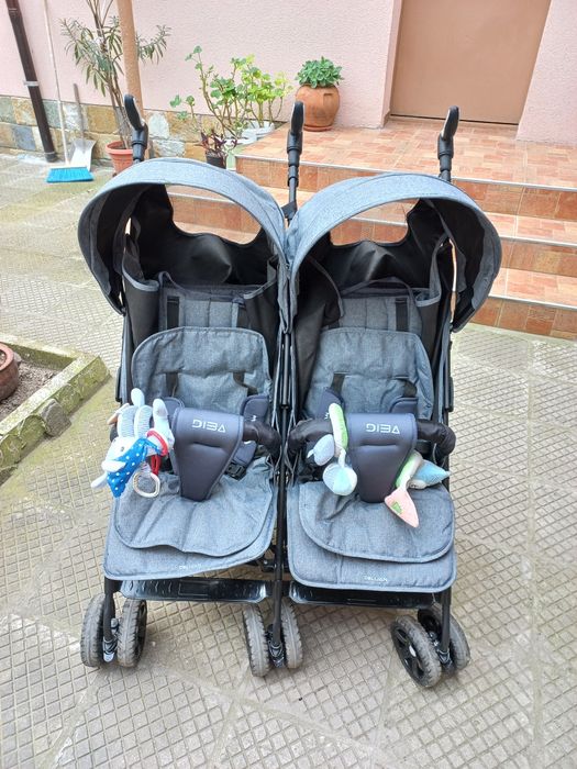 Лятна количка за близнаци