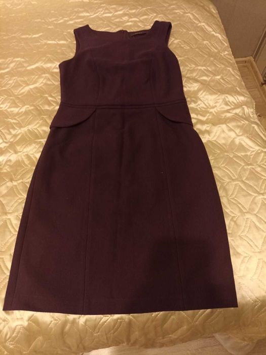 Продавам сукмани: сив на KENSOL - 25 лв. и лилав на ESPRIT - 25 лв.