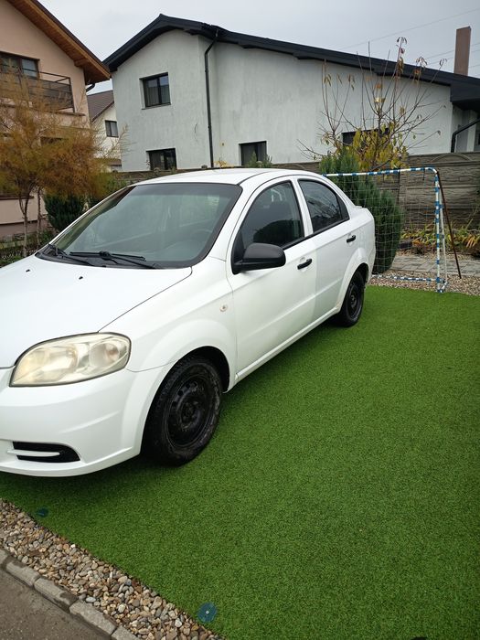 Vând Chevrolet Aveo Benzina 1,2/85cp/2010