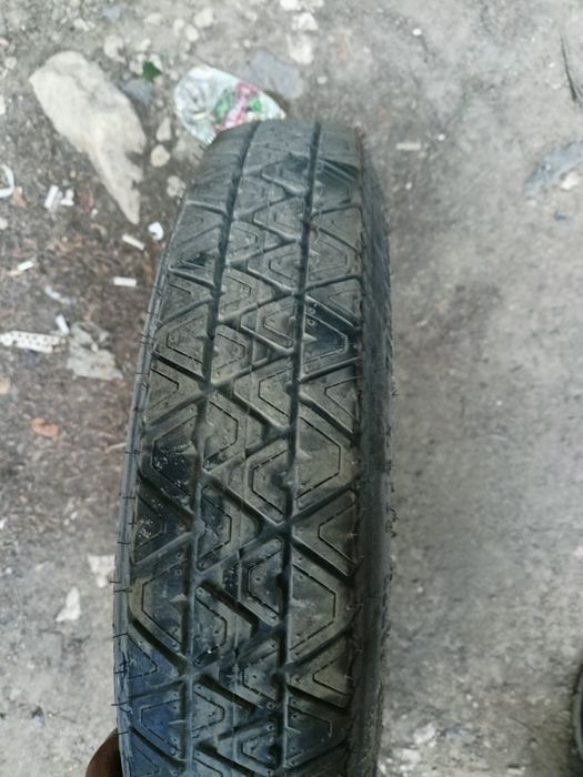 Патерица гума + джанта BMW E36 E46 E90 15″ 5×120“

Употребявани, Варна