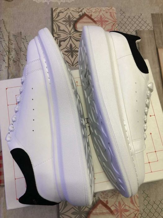 Alexander McQueen велур 38