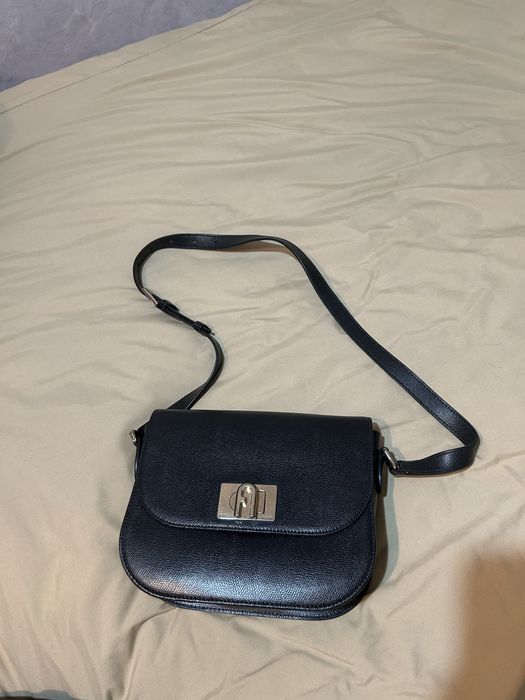 Продам сумку Furla