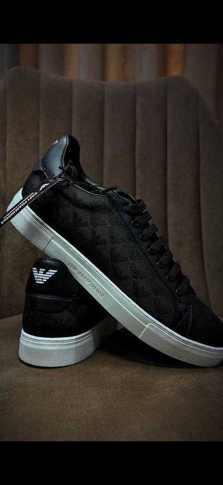 Emporio Armani мужские сникеры Италия РАЗМЕР 40,45