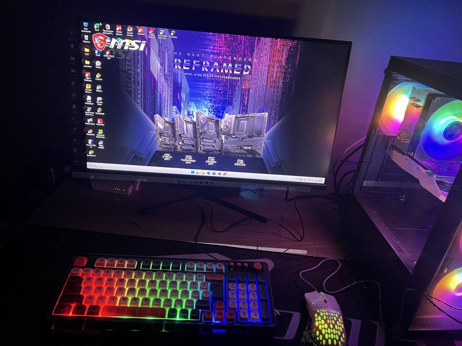 Stream uchun klavatura podsvechkalik