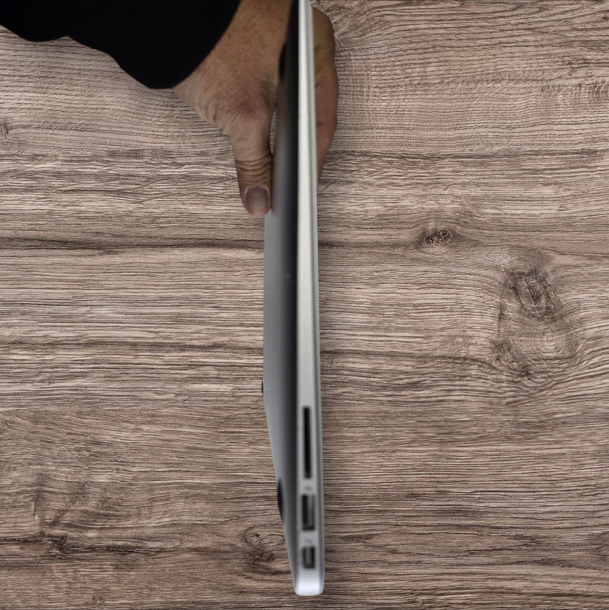 MacBook Air ( 13-inch, Early 2015 )