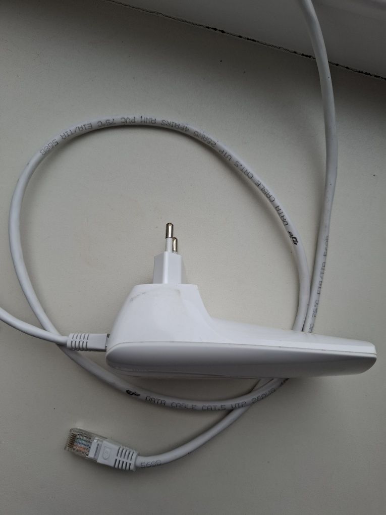 Продаётся репитер TP-LINK TL-WA850RE