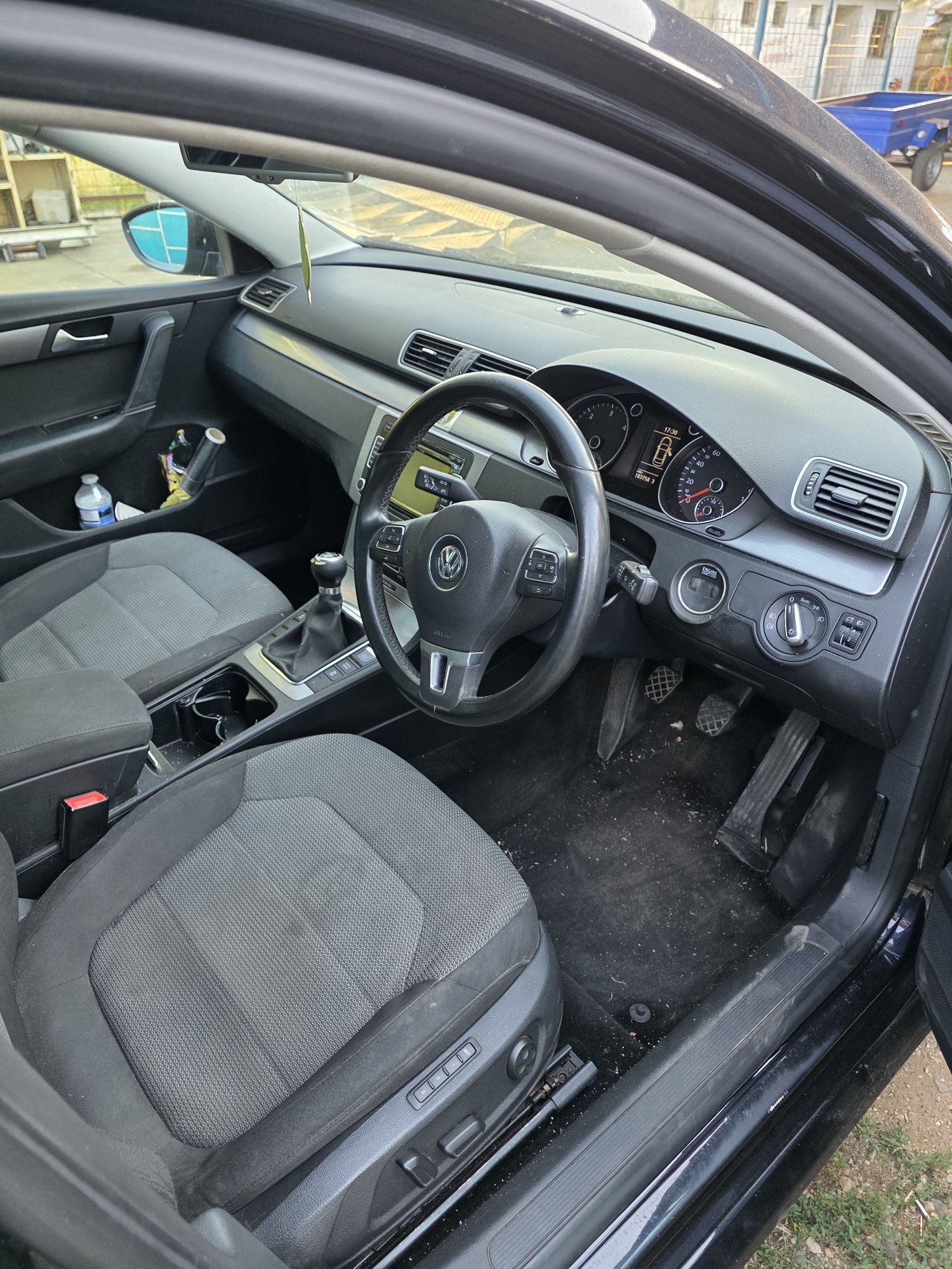 Dezmembrez Passat B7 1.6 tdi Cayc