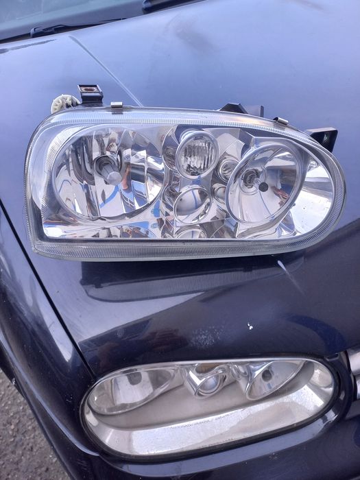 ФАР за ГОЛФ 4 много добро състояние