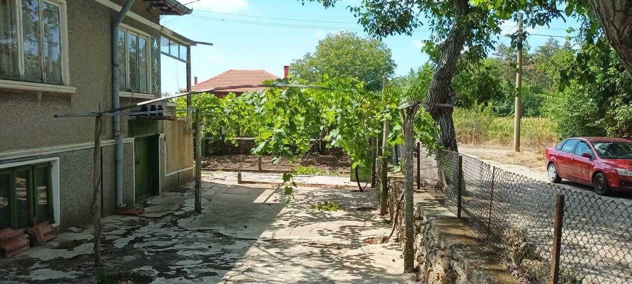 Къща в Захари Стояново