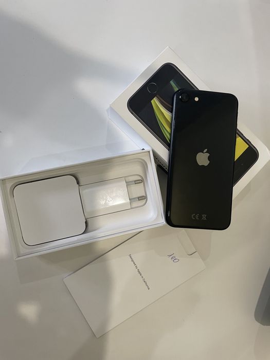 iPhone SE 2020 нов