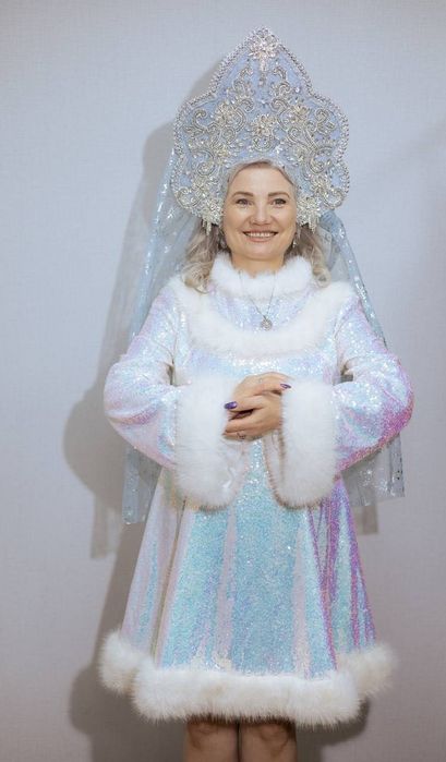 Прокат Новогодних карнавальных костюмов взрослых