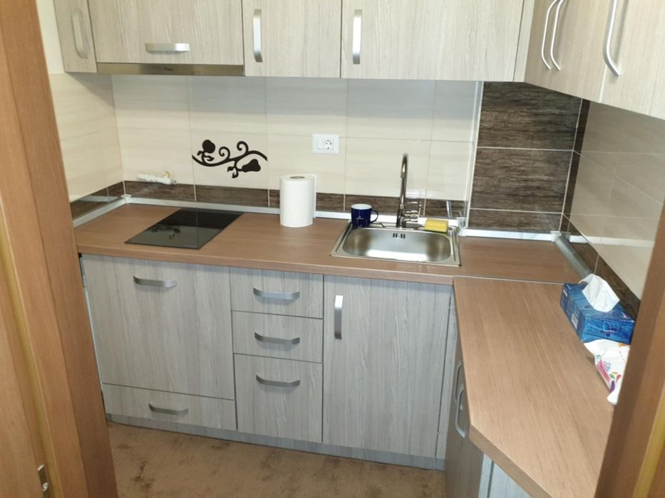 Vând garsonieră în zona Mărăṣti