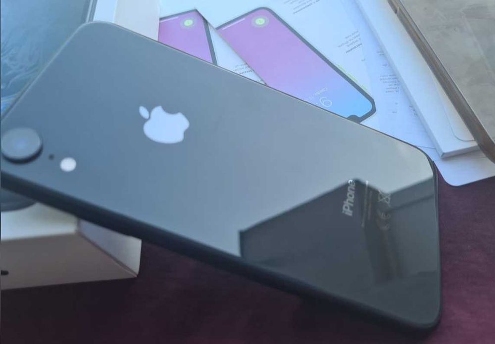 iPhone XR la cutie / IMPECABIL / Husa bonus / 950 lei