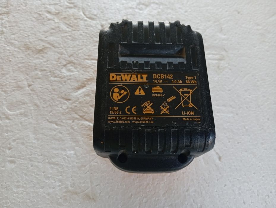 Acumulator dewalt 14.4v 4 ah
