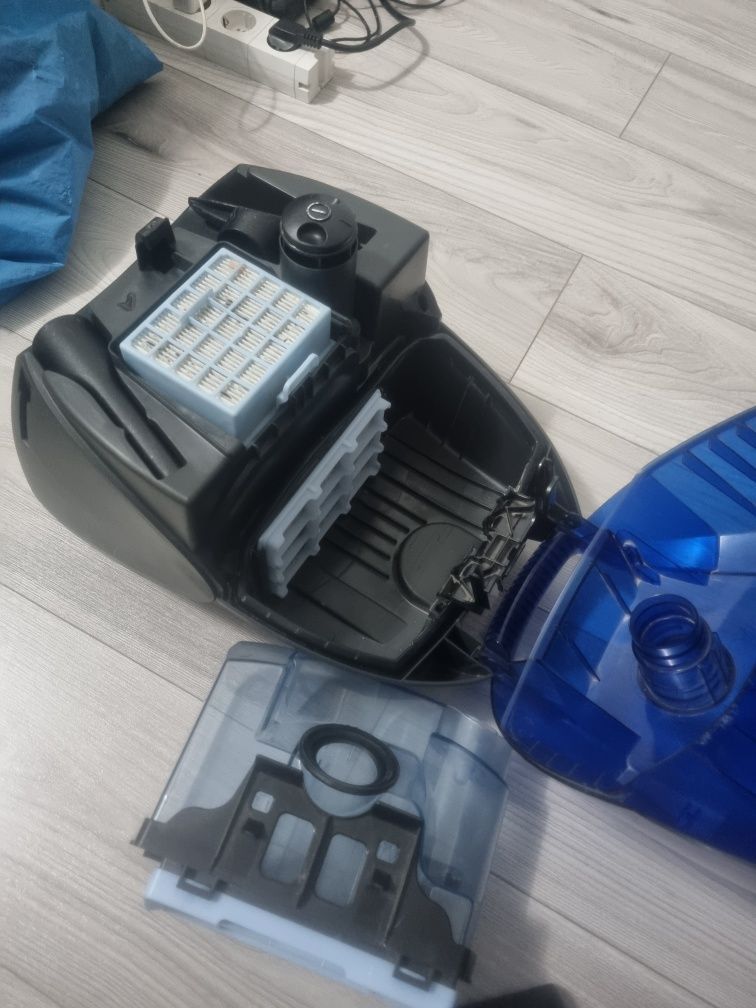 Aspirator bosch cu sac și fără sac