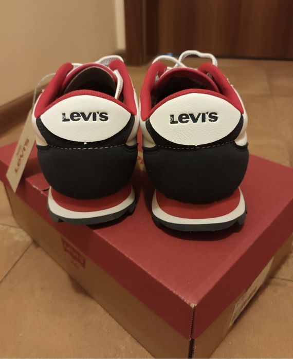 Levi's -Нови маратонки унисекс