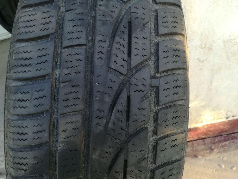 Vand anvelope de iarna Hankook si jante din otel