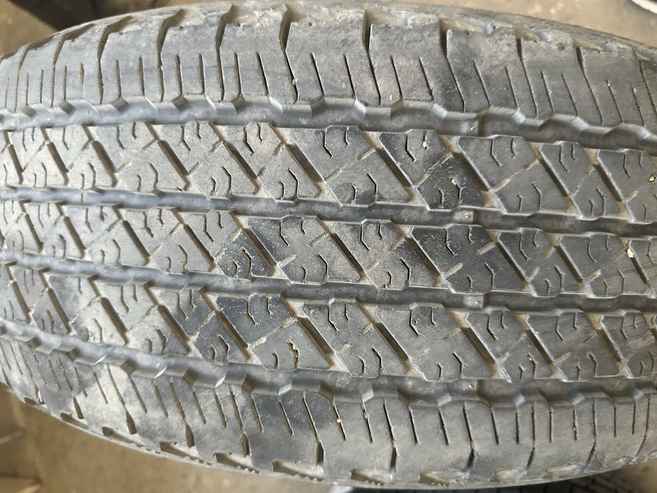 Шины летние размер 265.65 R17 в хорошем состние