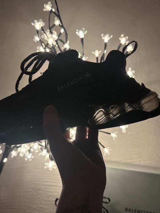Balenciaga 40 black