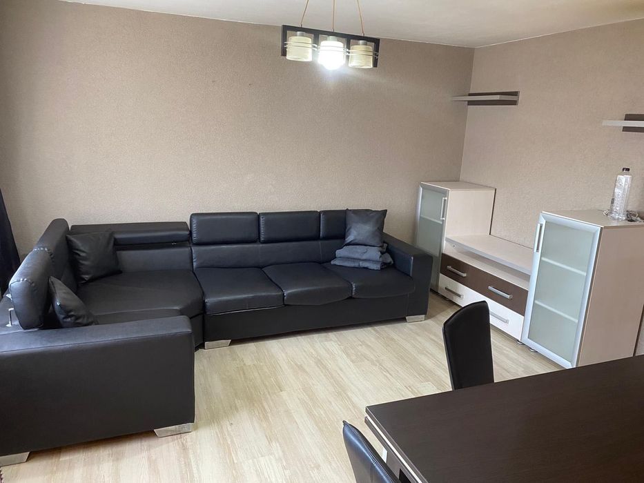 Garsonierã Open Space Lupeni Staja