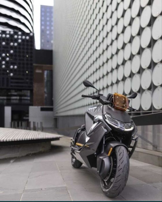 Scuter Bmw CE 04 | 42 cp | Garantie extinsa 5 ani | TVA