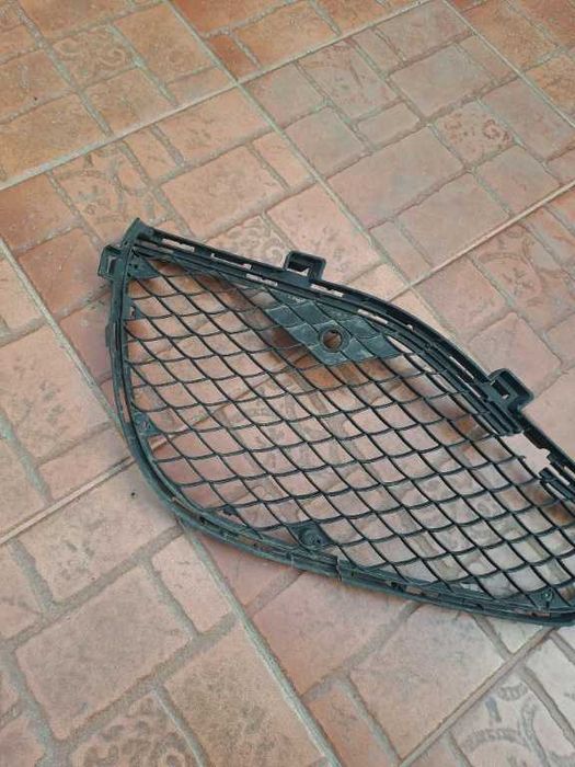 Grila stanga Mercedes GLE C292 AMG cod A2928853321