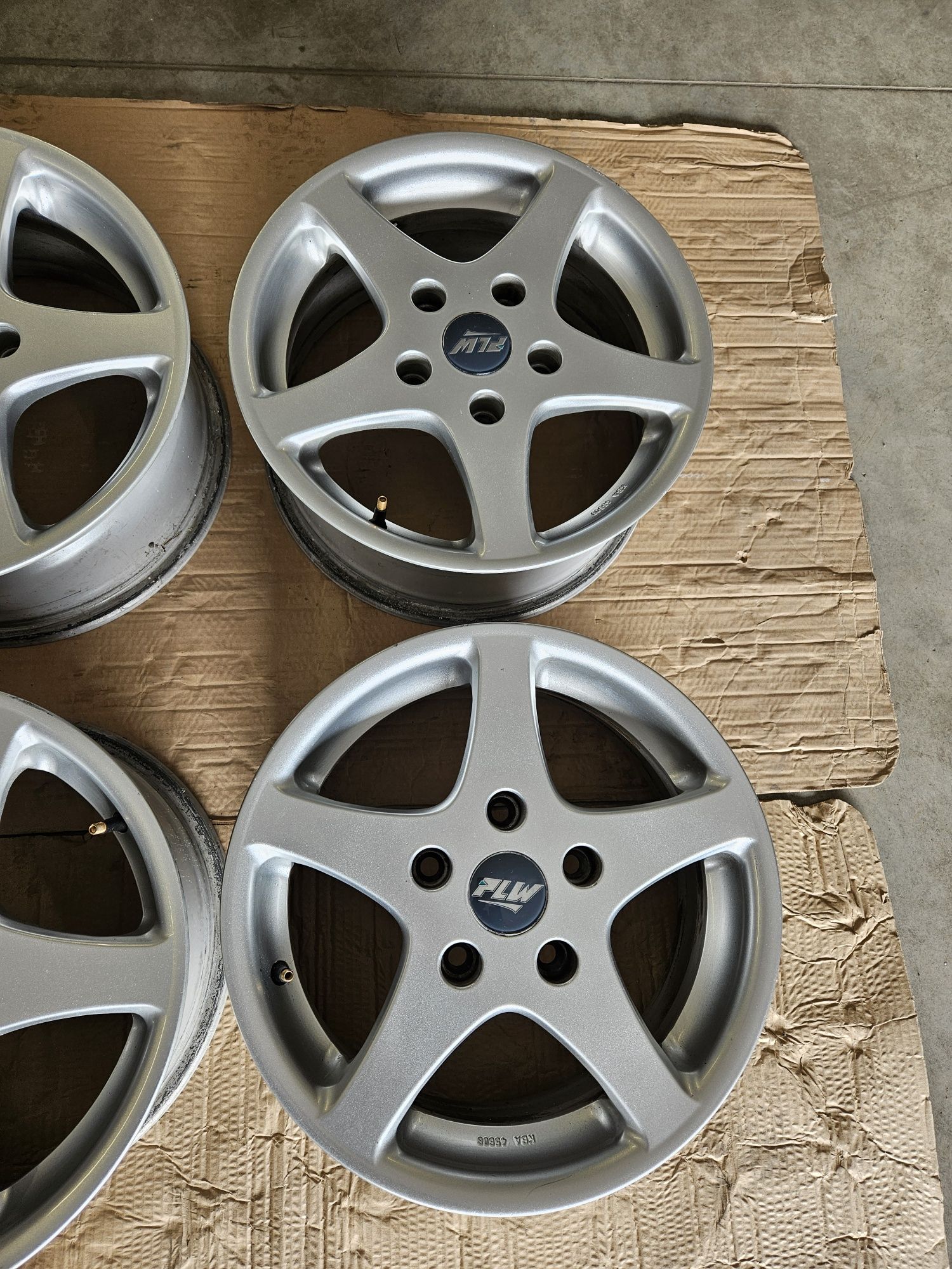 5x120.15. Цола. 6.5.ж.ет.38. PLW джанти топ ;BMW