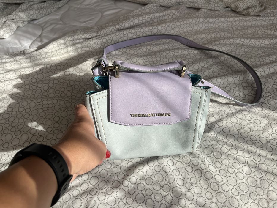 Чантичка Trussardi,оригинална!