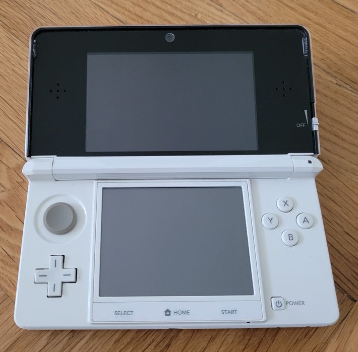 Consola Nintendo 3DS modata