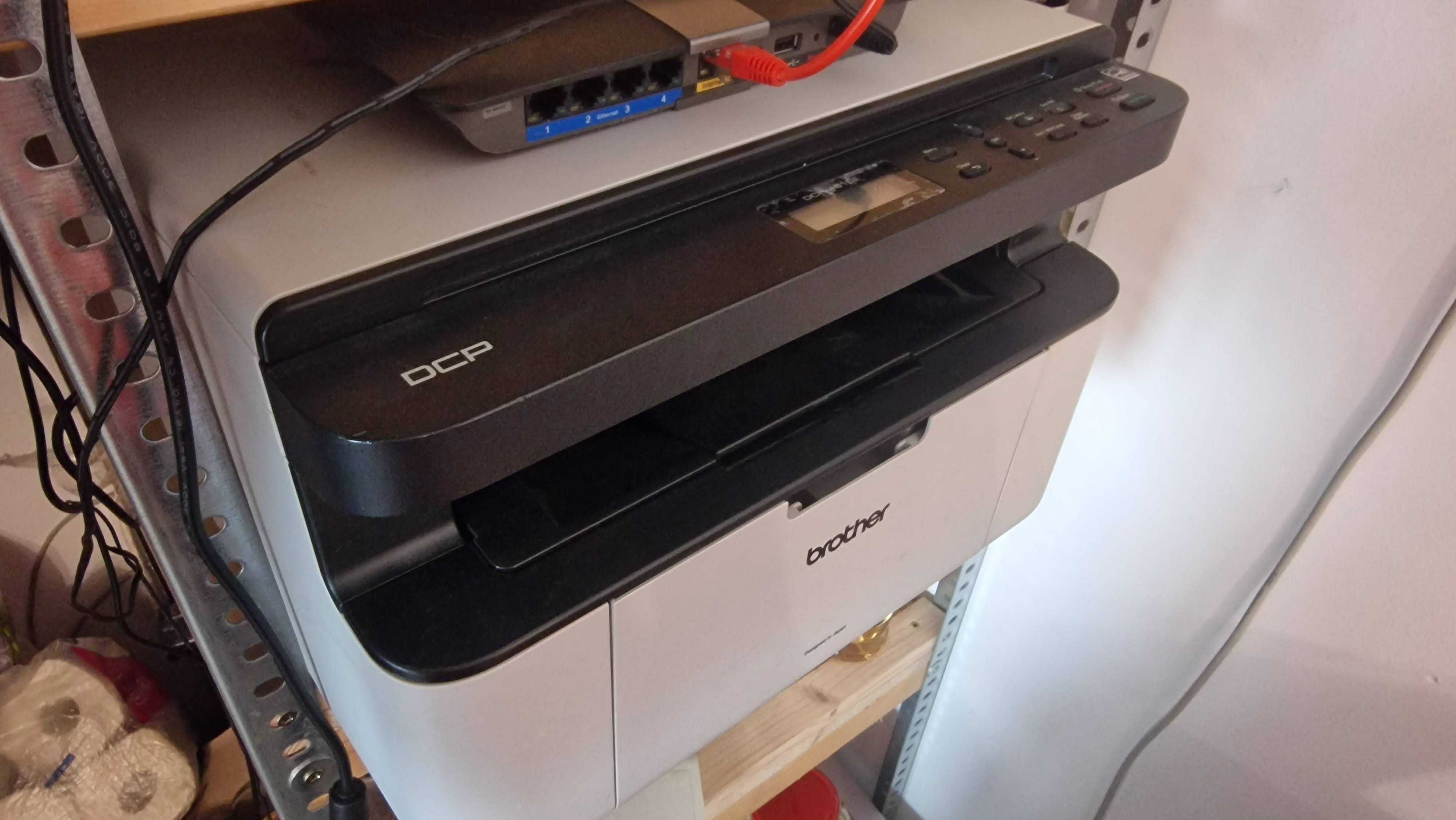 Multifuncțională (imprimantă / scanner) laser Brother DCP 1510E