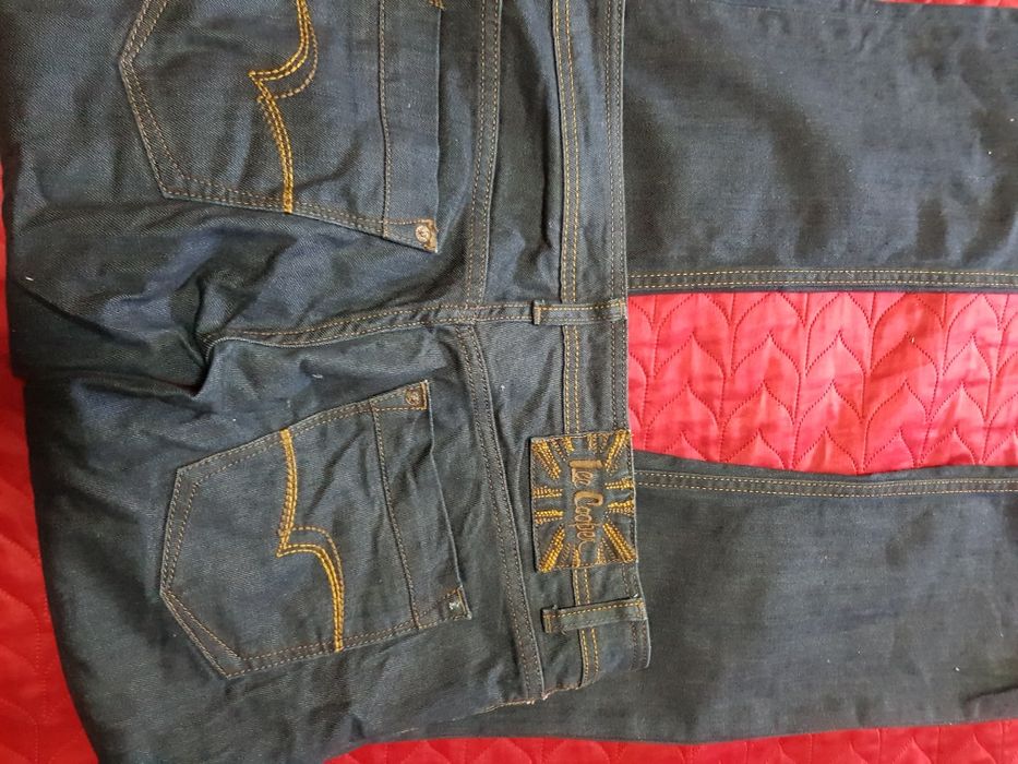 Blugi fete lee cooper