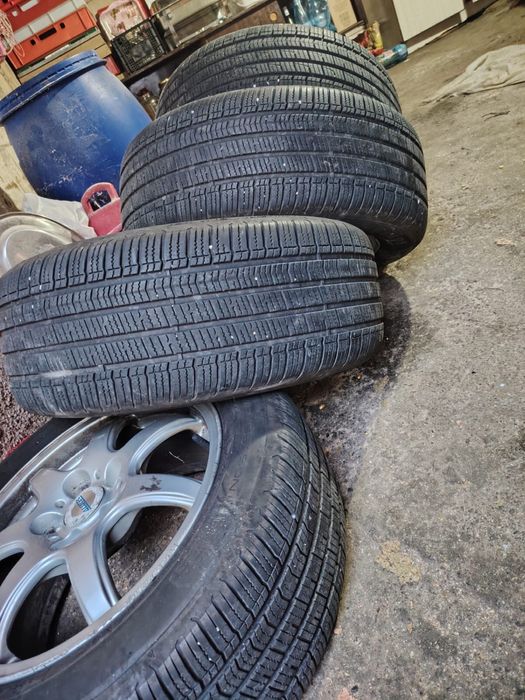 Vand set de jante de aluminiu cu anvelope noi