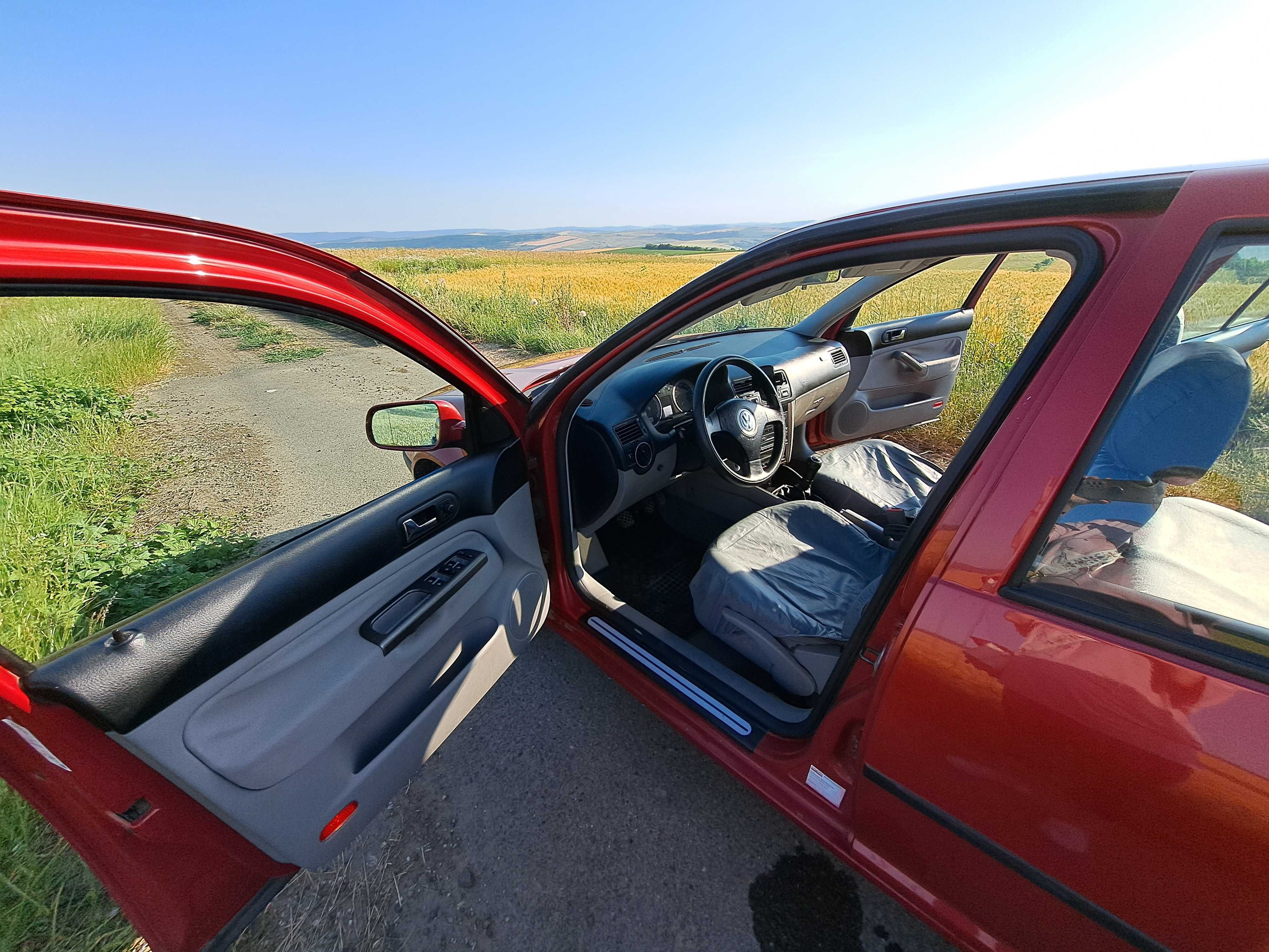 DE VÂNZARE! Volkswagen Bora, 1.6 benzină
