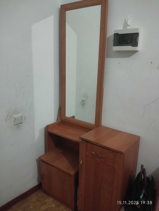 Шифонер и прихожый