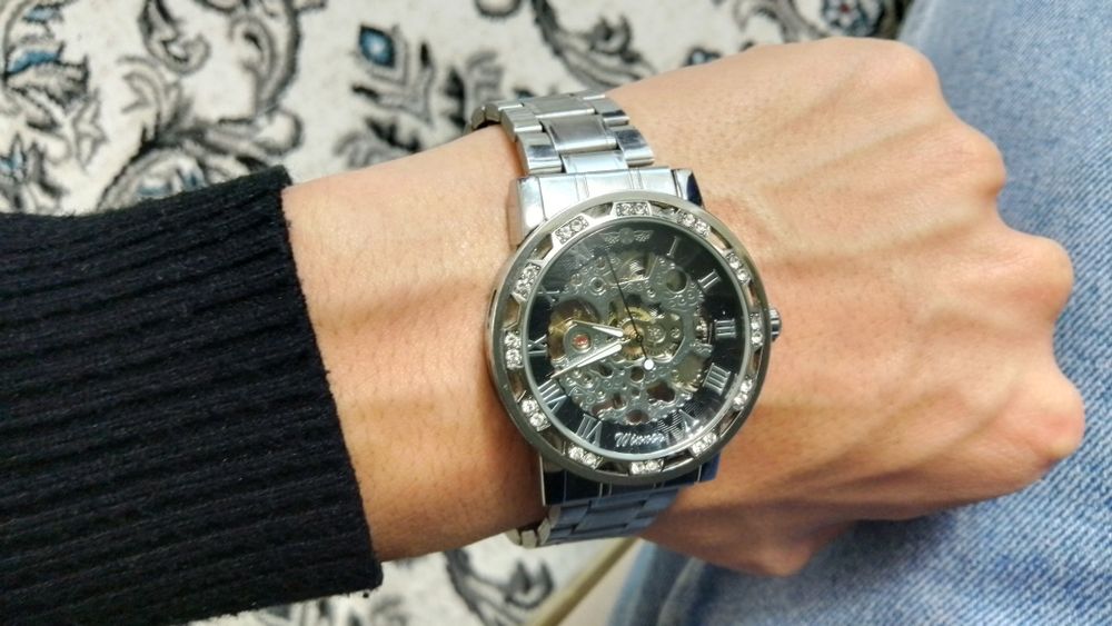 Winner Universal часы в идеальном состоянии.