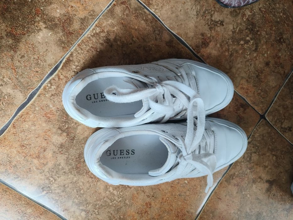 Оригинални маратонки Guess 38номер